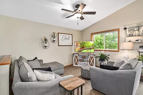 280 Publishers Dr NE, Kimball, MN 55353