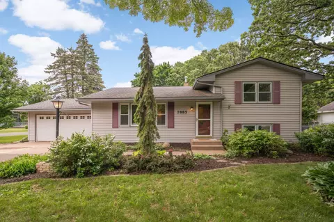7885 Greenwood Dr, Mounds View, MN 55112
