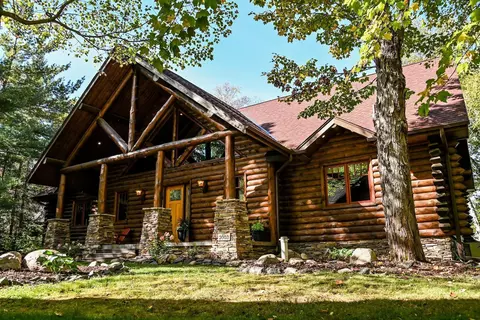 14688 Wolf Trl, Crosslake, MN 56442