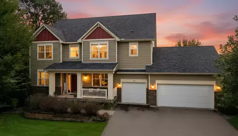 9508 211th St W, Lakeville, MN 55044