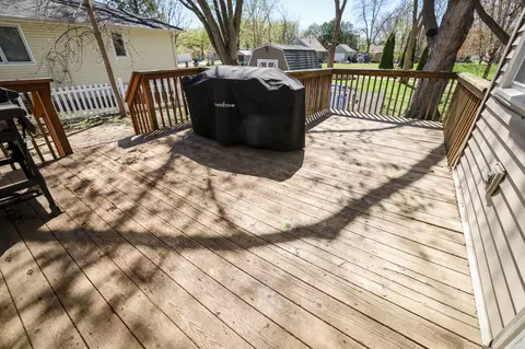 211 Beech St, Chaska, MN 55318 photo 33