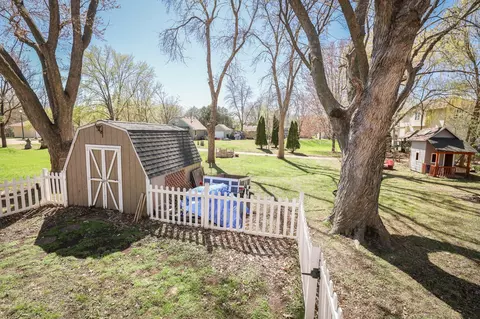 211 Beech St, Chaska, MN 55318 photo 41
