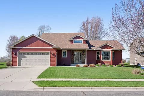 2797 Ocarina Dr, Sauk Rapids, MN 56379