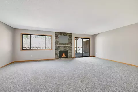 428 Pleasant Dr, Hastings, MN 55033