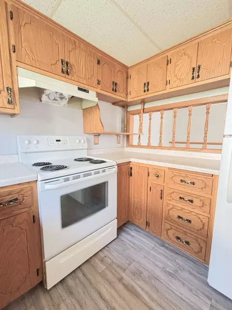 Kitchen - 205 24th Ave N, Saint Cloud, MN 56303 photo 5 of 7