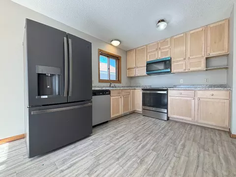 Kitchen - 205 24th Ave N, Saint Cloud, MN 56303 photo 2 of 7