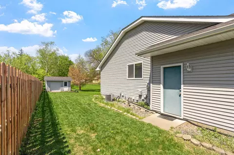 664 Pheasant Run, Winsted, MN 55395 photo 5