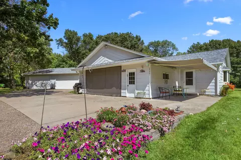 20061 Flintwood St NW, Oak Grove, MN 55011