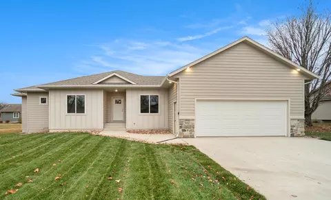 502 Brandenburg St, Luverne, MN 56156