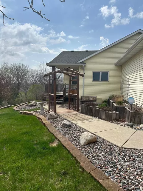 2016 37th Ave NW, Willmar, MN 56201 photo 11