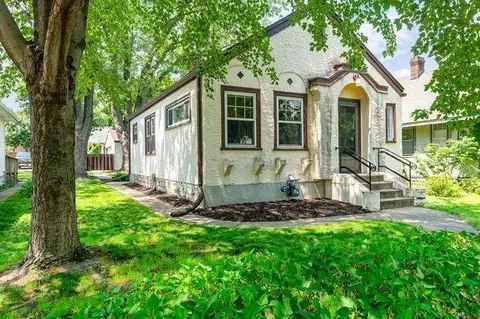 4528 30th Ave S, Minneapolis, MN 55406