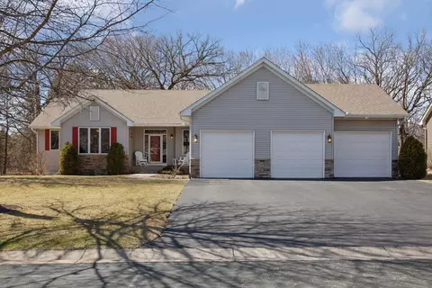 6179 Oak Hollow Ln, Lino Lakes, MN 55014