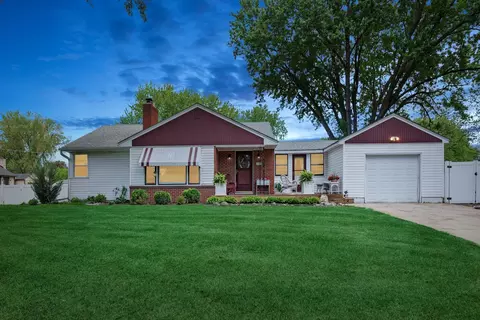 3215 146th St W, Rosemount, MN 55068