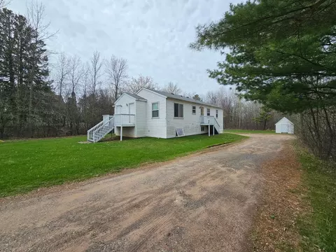 415 Walnut St S, Mora, MN 55051