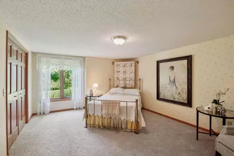 Bedroom - 5325 Saddle Ridge Trl, Maple Plain, MN 55359 photo 3 of 6