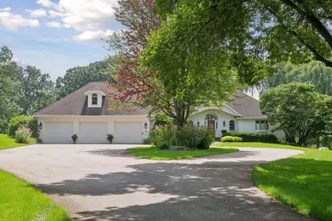 Exterior - 5325 Saddle Ridge Trl, Maple Plain, MN 55359 photo 2 of 9