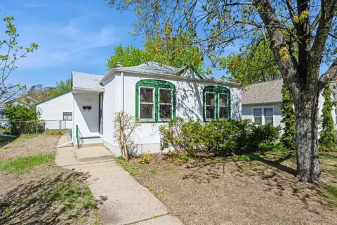 3912 22nd Ave S, Minneapolis, MN 55407