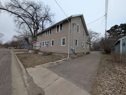 1015 7th St N, Saint Cloud, MN 56303 photo 2