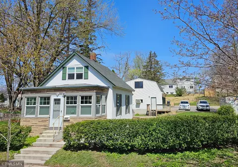 1317 4th St E, Saint Paul, MN 55106
