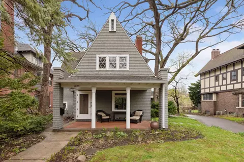 1705 James Ave S, Minneapolis, MN 55403