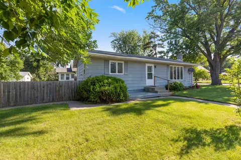 Exterior - 801 3rd Ave NE, Brainerd, MN 56401 photo 2 of 3