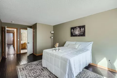 Bedroom - 4198 Running Brook Rd, Eagan, MN 55122 photo 4 of 4