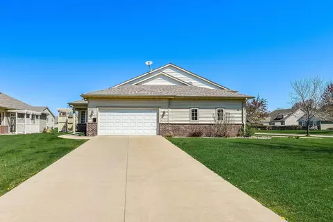 51 E 13th Ave, Saint Paul Park, MN 55071