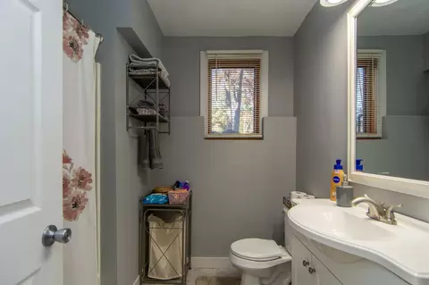 Bath - 5360 Marohn Rd, Baxter, MN 56425 photo 4 of 4