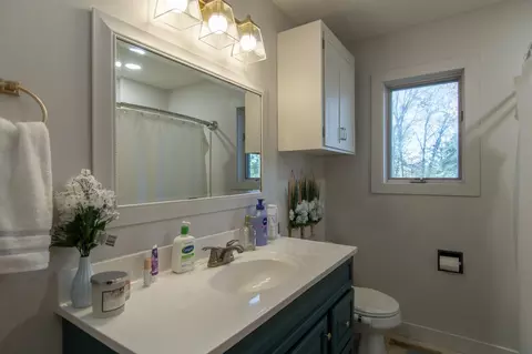 Bath - 5360 Marohn Rd, Baxter, MN 56425 photo 1 of 4