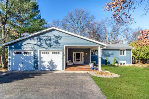 5360 Marohn Rd, Baxter, MN 56425