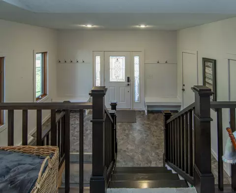 Entry Way - 5360 Marohn Rd, Baxter, MN 56425 photo 1 of 4