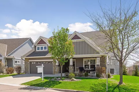 701 Somerwood Way, Waconia, MN 55387