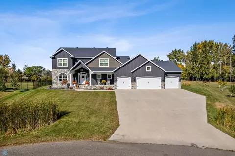 8301 Memory Ln, Horace, ND 58047