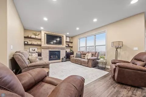 Living - 8301 Memory Ln, Horace, ND 58047 photo 2 of 2