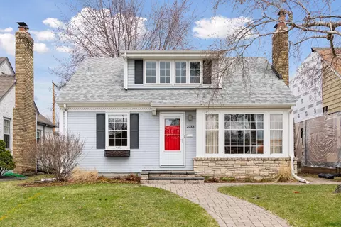 2083 Pinehurst Ave, Saint Paul, MN 55116