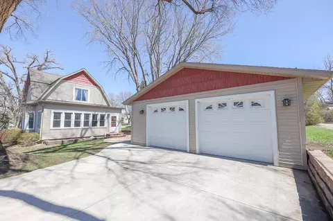 504 1st Ave SE, Glenwood, MN 56334