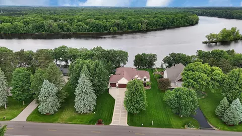 10283 Ferry Point Pl NW, Rice, MN 56367