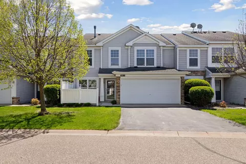 5085 149th St N # 3, Hugo, MN 55038