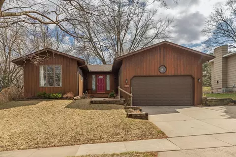 2510 58th St NW, Rochester, MN 55901