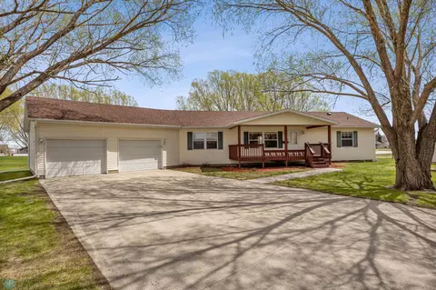531 10th Ave N, Casselton, ND 58012