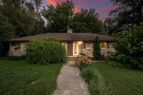 927 W 66th St, Richfield, MN 55423