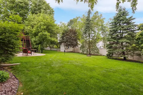 4681 Stratford Ln, Eagan, MN 55123 photo 38