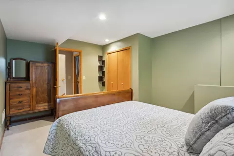 4681 Stratford Ln, Eagan, MN 55123 photo 27