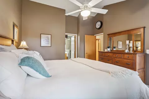 4681 Stratford Ln, Eagan, MN 55123 photo 15
