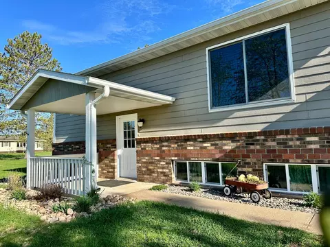 1107 8th St W, Park Rapids, MN 56470 photo 7