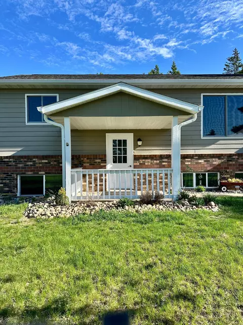 1107 8th St W, Park Rapids, MN 56470 photo 8
