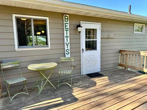 1107 8th St W, Park Rapids, MN 56470 photo 5
