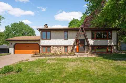 1711 41st Ave NE, Columbia Heights, MN 55421