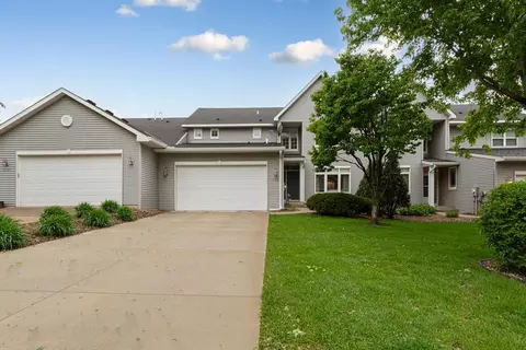 1102 Shumway Ct, Faribault, MN 55021 photo 2