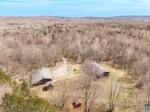 5215 Eagle Lake Rd, Duluth, MN 55803
